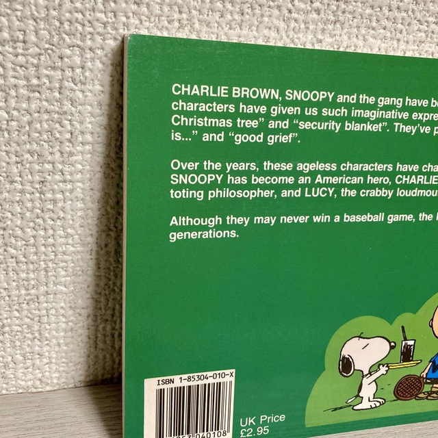 SNOOPY(スヌーピー)のスヌーピー 洋書 マンガ SNOOPY and THE PEANUTS GANG エンタメ/ホビーの漫画(アメコミ/海外作品)の商品写真