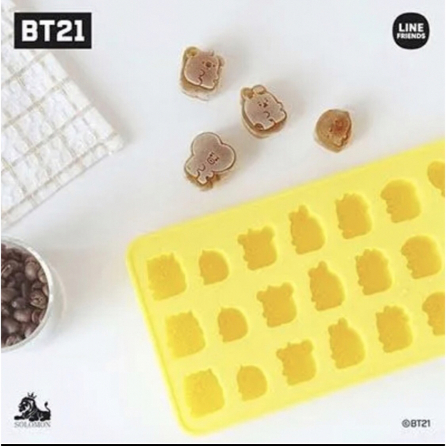 BT21(ビーティーイシビル)のBT21 アイストレー インテリア/住まい/日用品のキッチン/食器(調理道具/製菓道具)の商品写真