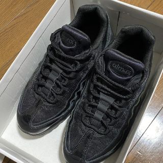 ナイキ(NIKE)の【再値下げ】ナイキ エアマックス95 エッセンシャル トリプルブラック(スニーカー)