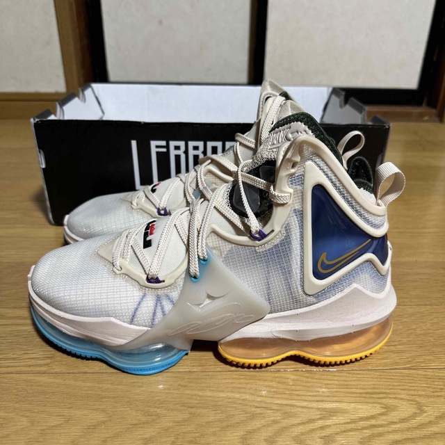 完売品 ナイキ レブロン19 ホワイト 26,0cm 新古品 | www.jarussi.com.br