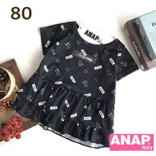 アナップ(ANAP)の【80】ANAP way 総ロゴ ティアード  半袖 Tシャツ(Ｔシャツ)