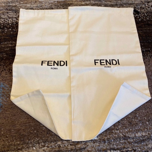 FENDI(フェンディ)のフェンディ fendi 巾着袋 レディースのバッグ(ショップ袋)の商品写真