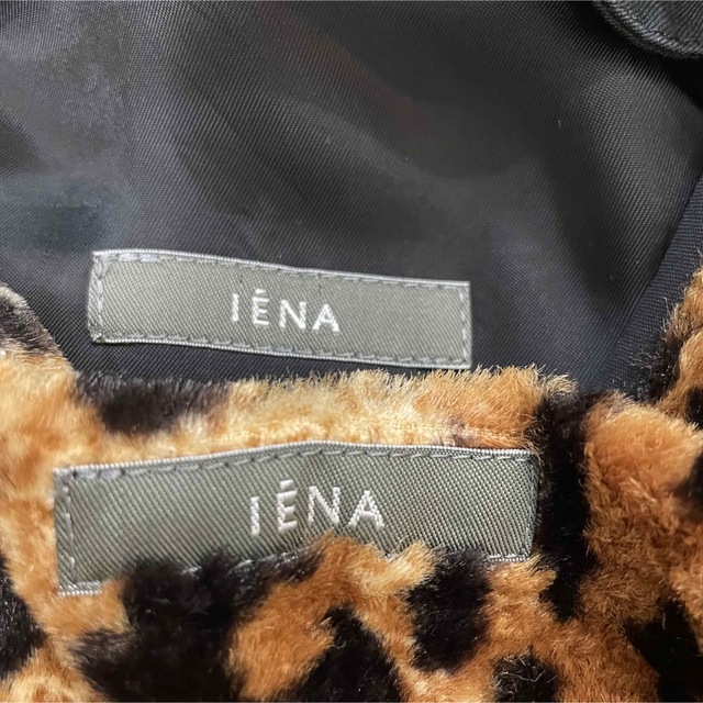 IENA(イエナ)のIENA トレンチコート　シングル　豹柄ライナー付き　メタルボタン　ベルト完備 レディースのジャケット/アウター(トレンチコート)の商品写真
