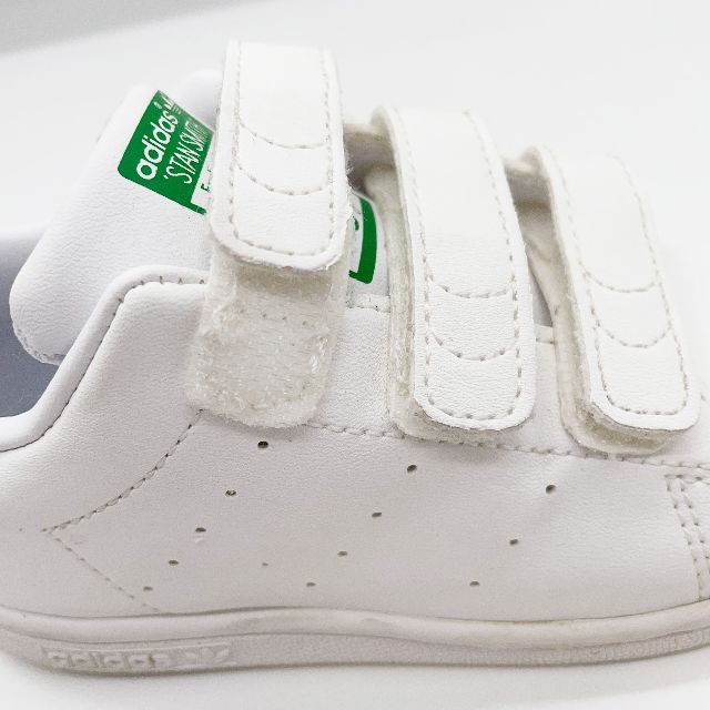 adidas(アディダス)の【中古】【送料無料】アディダス スタンスミス キッズ 15cm キッズ/ベビー/マタニティのキッズ靴/シューズ(15cm~)(スニーカー)の商品写真