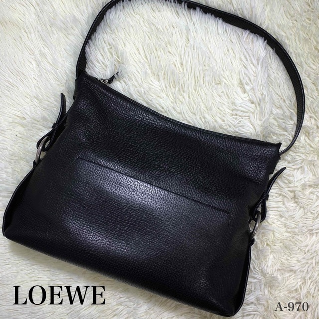 SEAL限定商品 美品 LOEWE ロエベ ショルダーバッグ ロゴ型押し