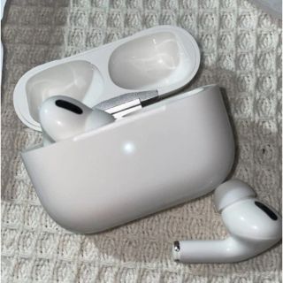 アップル(Apple)のワイヤレスイヤホン AirPods Proに負けない 高品質 第2世代(ヘッドフォン/イヤフォン)