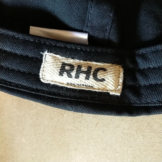 Ron Herman(ロンハーマン)の新品未使用 ロンハーマン RHC ベースボールキャップ ビンテージ / ブラック メンズの帽子(キャップ)の商品写真