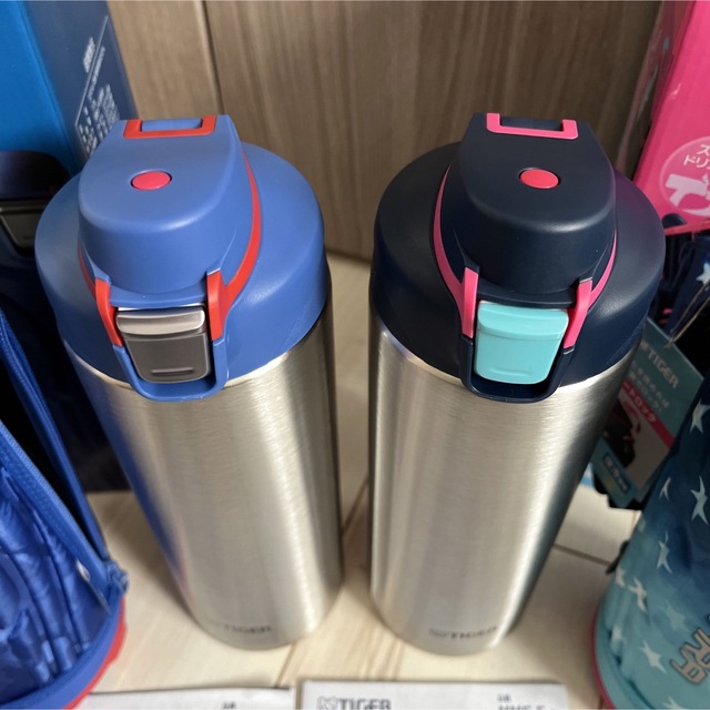 TIGER - 新品 タイガー 水筒 1.2リットル サハラ ステンレス TIGER - 新品 タイガー 水筒 1.2リットル サハラ ステンレス