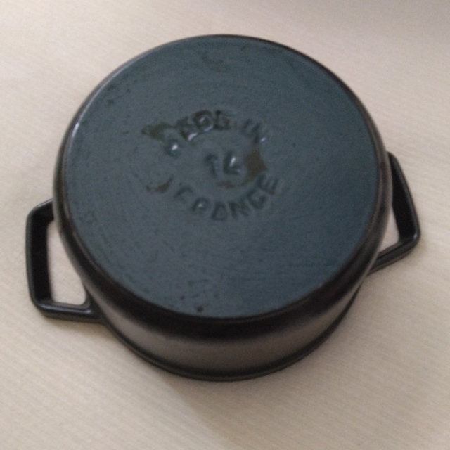 STAUB(ストウブ)の中古　ミニ　ココット　14CM インテリア/住まい/日用品のキッチン/食器(調理道具/製菓道具)の商品写真