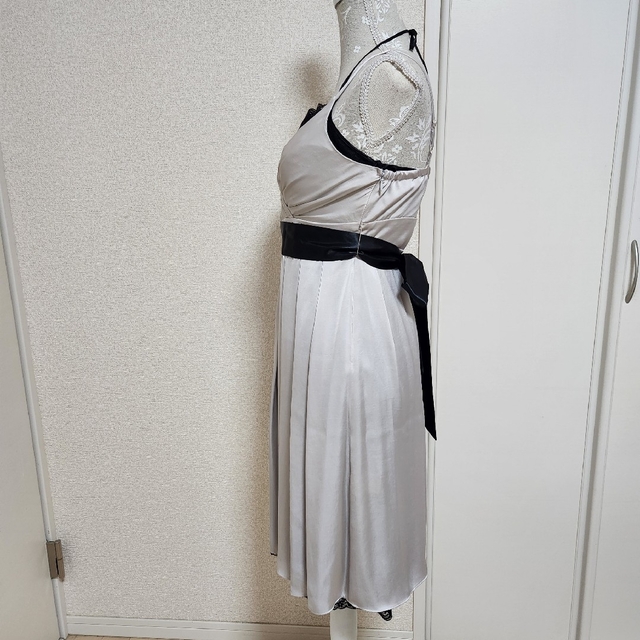 RU(アールユー)の(株)丸井 ruパーティードレス フォーマル ワンピース レディースのフォーマル/ドレス(ミディアムドレス)の商品写真