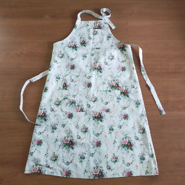 Ralph Lauren - ラルフローレン 花柄 エプロンの通販 by 塩 Ralph Lauren - ラルフローレン 花柄 エプロンの通販 by 塩