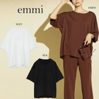 エミ(emmi)のお値下げ不可❣️早い者勝ち‼️emmi 上下セットアップ(ヨガ)