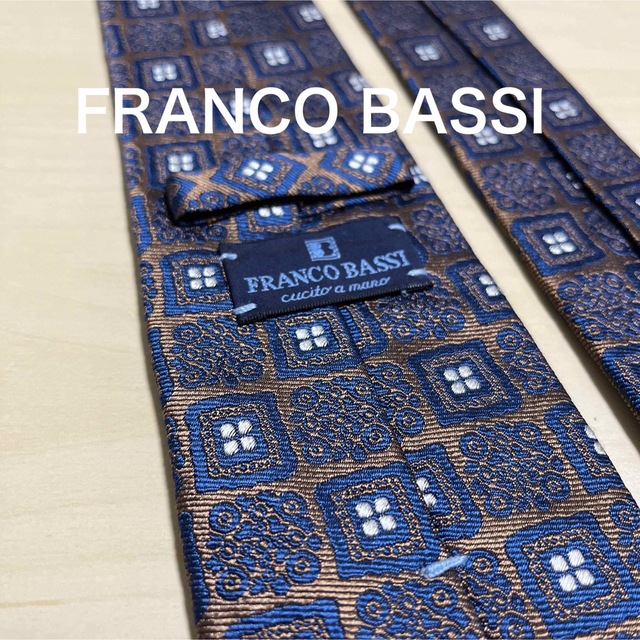 FRANCO BASSI(フランコバッシ)の【極美品】 FRANCO BASSI Blue&Brown  スクエア小紋タイ メンズのファッション小物(ネクタイ)の商品写真