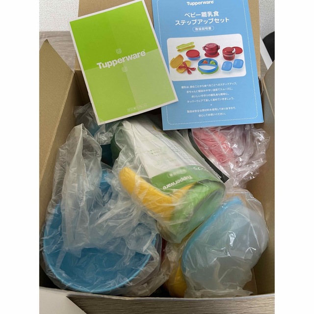 TupperwareBrands(タッパーウェア)の【未使用】Tupperware タッパーウェア　ベビー離乳食ステップアップセット キッズ/ベビー/マタニティの授乳/お食事用品(離乳食器セット)の商品写真