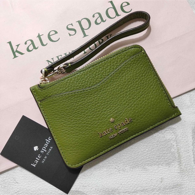 ⭐ケイトスペード⭐katespade⭐新品 L-ジップ カード ホルダー緑