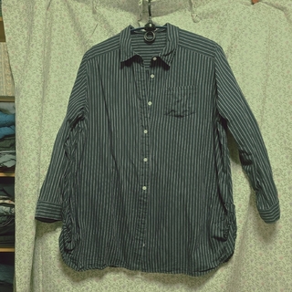 大きいサイズ　ロング丈Yシャツ（４L）(シャツ/ブラウス(長袖/七分))