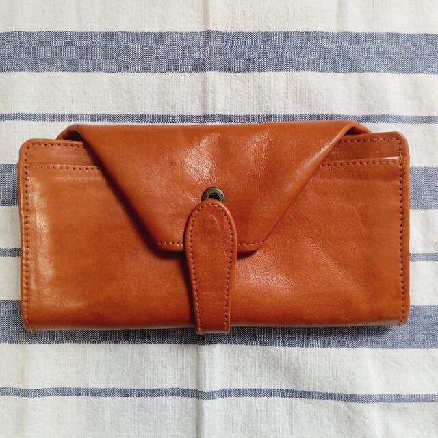 fes(フェス)のfes  　長財布　キャメル レディースのファッション小物(財布)の商品写真