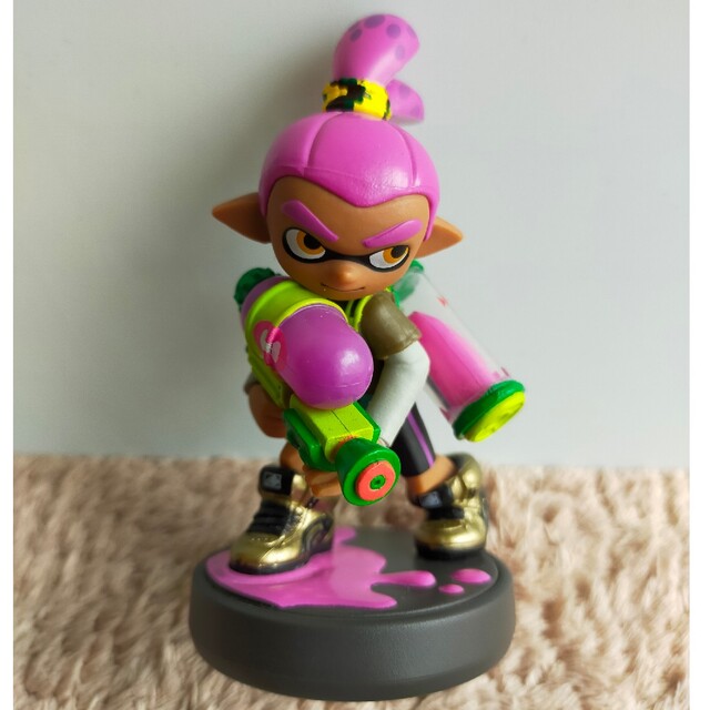 任天堂(ニンテンドウ)の限定カラー 初期化 ガール ボーイ イカ スプラトゥーン amiibo アミーボ エンタメ/ホビーのフィギュア(ゲームキャラクター)の商品写真