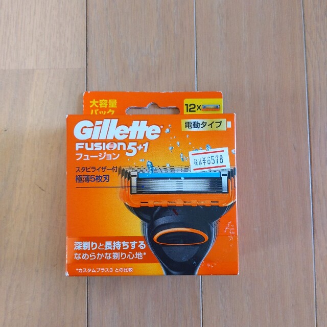 Gillette(ジレット)のジレットフュージョンGilletteFUSION5＋1電動タイプ12個入 コスメ/美容のシェービング(カミソリ)の商品写真