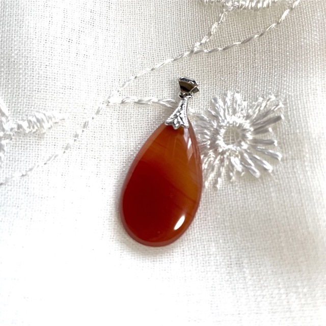 ヴィンテージネックレス 縞赤瑪瑙 シマアカメノウ めのう オレンジカーネリアン レディースのアクセサリー(ネックレス)の商品写真