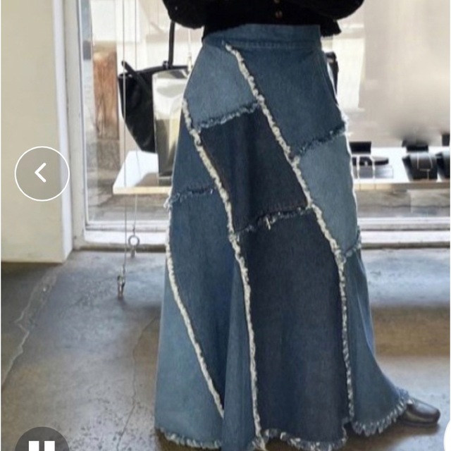 Ameri VINTAGE(アメリヴィンテージ)のUND PATCHWORK DENIM SKIRT レディースのスカート(ロングスカート)の商品写真