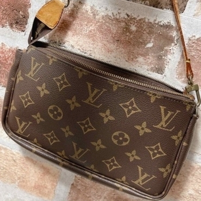 LOUIS VUITTON(ルイヴィトン)のLOUIS VUITTON アクセソワール レディースのバッグ(ハンドバッグ)の商品写真