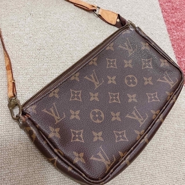 LOUIS VUITTON(ルイヴィトン)のLOUIS VUITTON アクセソワール レディースのバッグ(ハンドバッグ)の商品写真