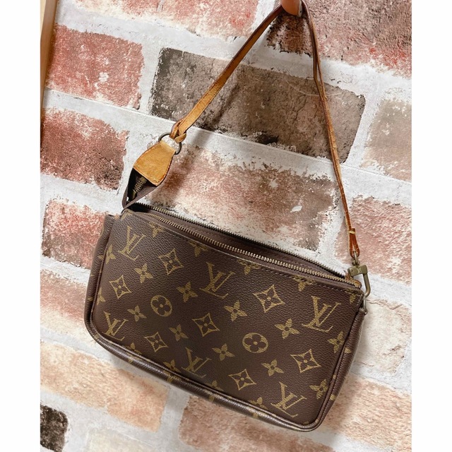 LOUIS VUITTON(ルイヴィトン)のLOUIS VUITTON アクセソワール レディースのバッグ(ハンドバッグ)の商品写真