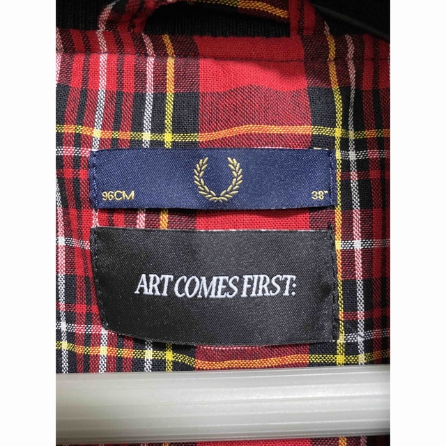 FRED PERRY(フレッドペリー)の【未使用】フレッドペリー×アート・カムズ・ファースト　M メンズのジャケット/アウター(ブルゾン)の商品写真