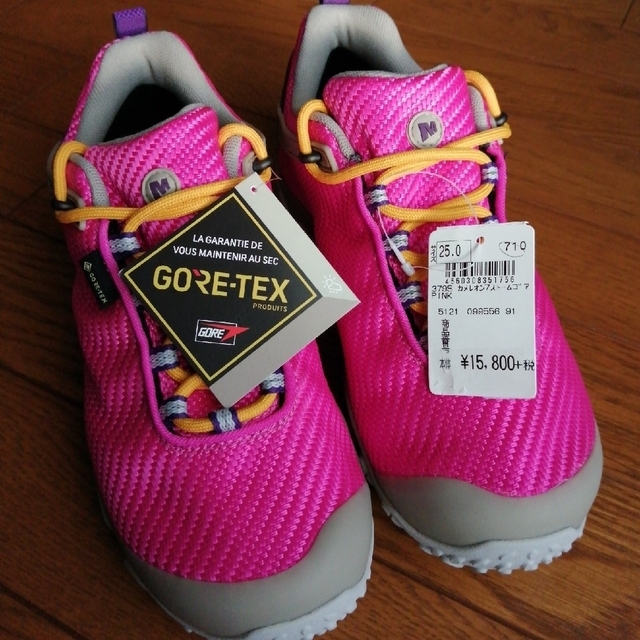 MERRELL(メレル)のMERRELL  カメレオン7ストームゴアテックスPINK レディースの靴/シューズ(スニーカー)の商品写真