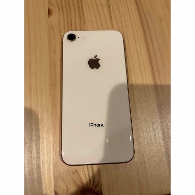 iPhone(アイフォーン)のiPhone8 本体　ピンク スマホ/家電/カメラのスマートフォン/携帯電話(スマートフォン本体)の商品写真