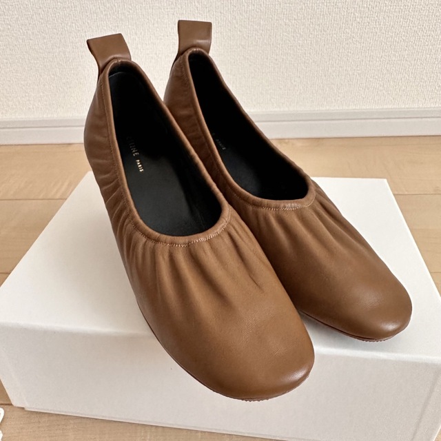 【celine・セリーヌ】 BALLET FLATS バレエシューズ CELINE - 美品❤️ セリーヌ celine バレエシューズ フィービー