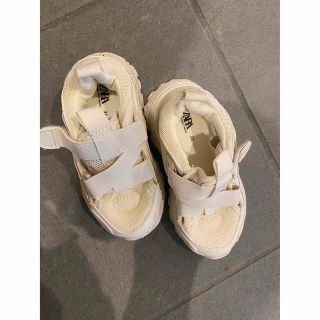 ザラキッズ(ZARA KIDS)のzara キッズ　サンダル　14.5cm(サンダル)