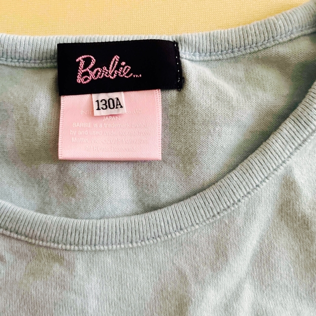 Barbie(バービー)のBarbie tシャツ キッズ/ベビー/マタニティのキッズ服女の子用(90cm~)(Tシャツ/カットソー)の商品写真
