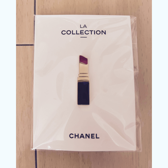 新品未開封⭐︎ CHANEL シャネル　ノベルティ　ピンバッジ　ラコレクション