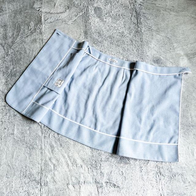 MADISONBLUE(マディソンブルー)の【MADISONBLUE】マディソンブルー HAMATORA アイスブルー 2 レディースのスカート(ひざ丈スカート)の商品写真
