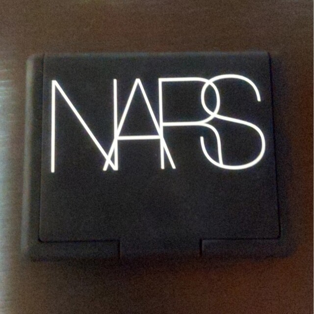 NARS(ナーズ)のNARS ナーズ ブラッシュオーガズム 4013 コスメ/美容のベースメイク/化粧品(チーク)の商品写真