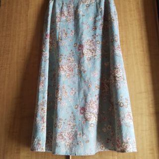 ローラアシュレイ(LAURA ASHLEY)のローラアシュレイ ☆花柄☆スカート☆美品☆(ロングスカート)