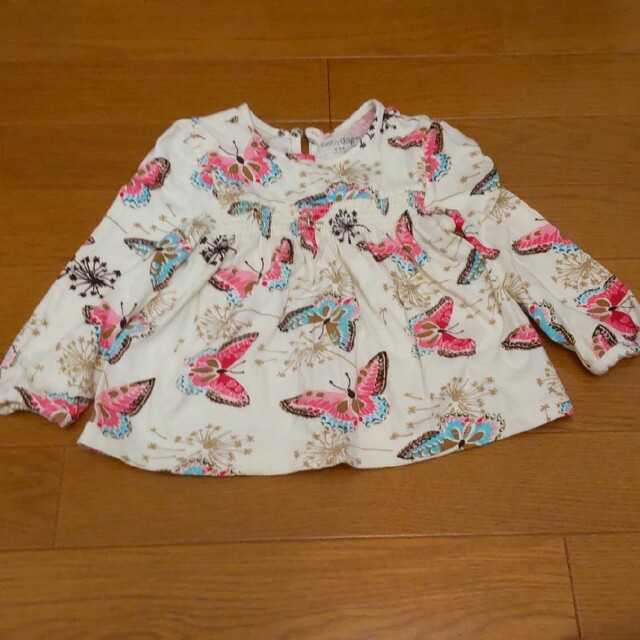 babyGAP(ベビーギャップ)のbabyGap長袖 キッズ/ベビー/マタニティのキッズ服女の子用(90cm~)(Tシャツ/カットソー)の商品写真