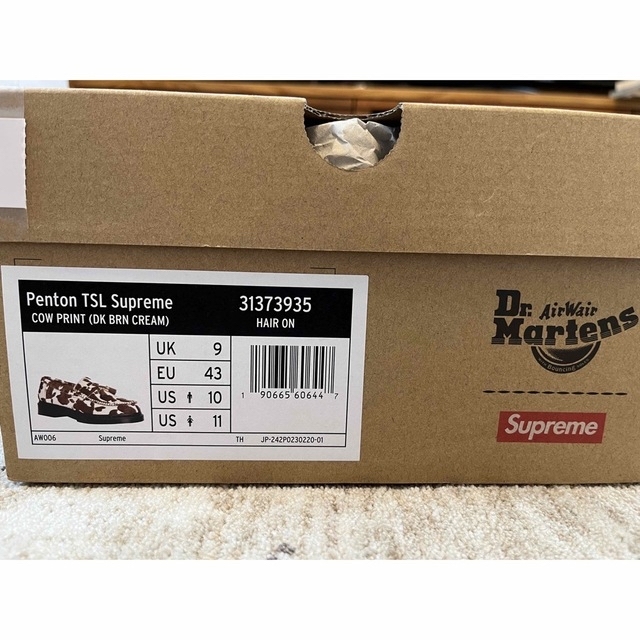 Supreme(シュプリーム)のSupreme Dr.Martens Penton Tassel Loafer レディースの靴/シューズ(ローファー/革靴)の商品写真