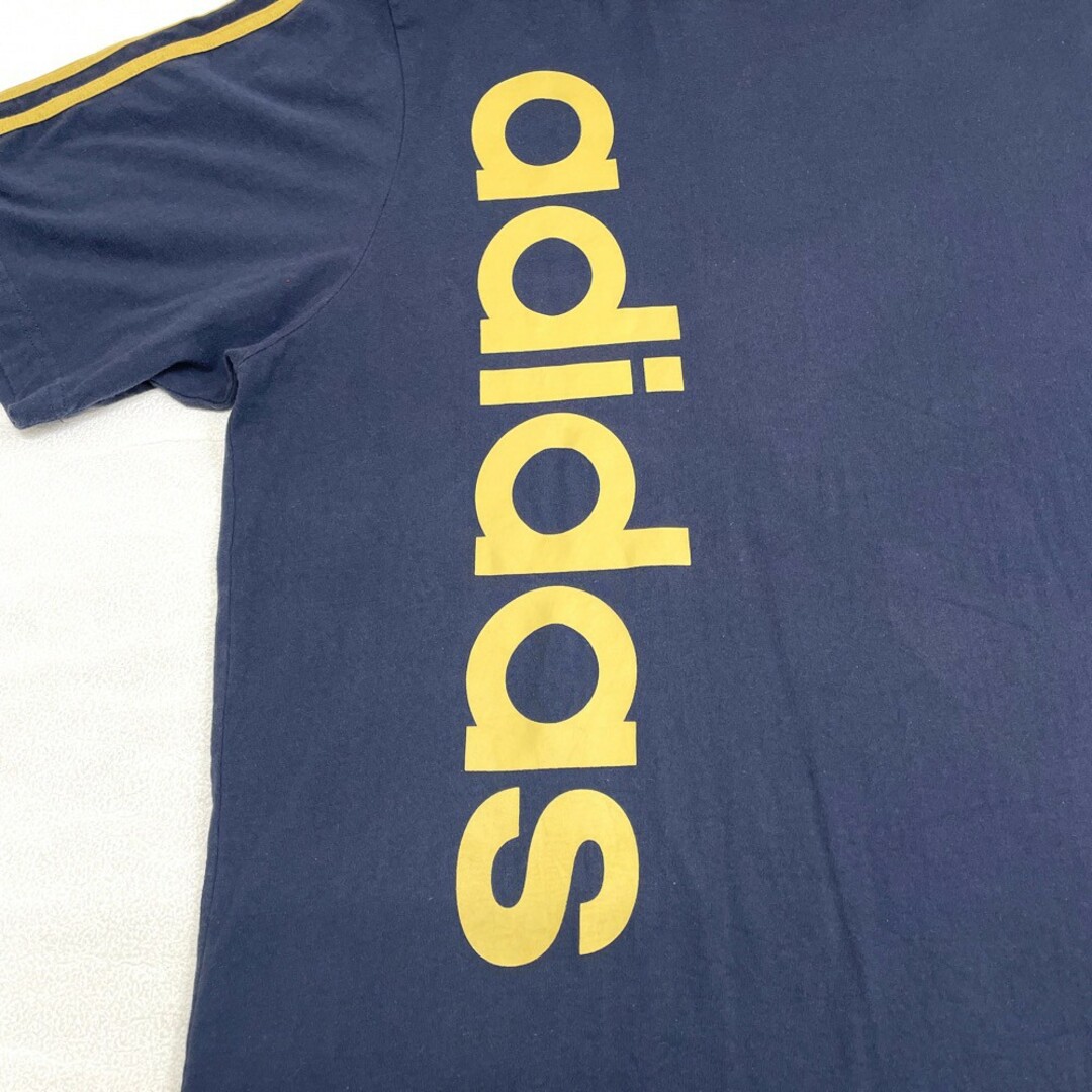 adidas(アディダス)のUS古着 アディダス adidas Tシャツ 半袖 ロゴ プリント サイズ：メンズ 2XL ネイビー×ベージュ系【中古】 メンズのトップス(Tシャツ/カットソー(半袖/袖なし))の商品写真