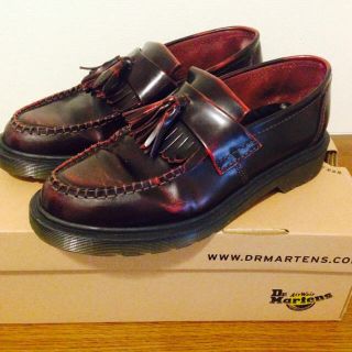 Dr. Martens ローファー チェリーレッド