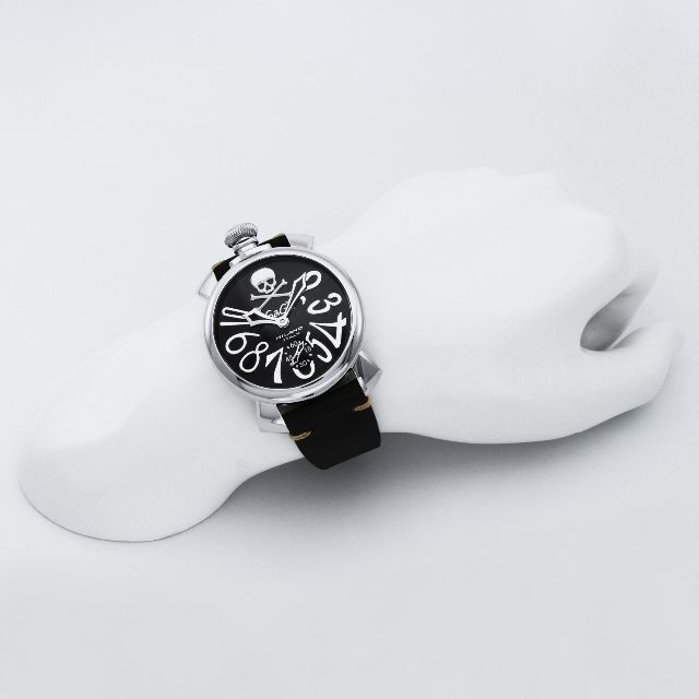 未使用 正規品 ガガミラノ 48mm 手巻き 腕時計 メンズ ブラック シルバー