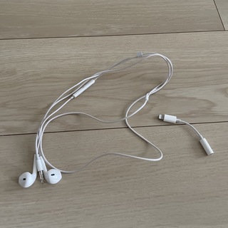 アップル(Apple)のApple 正規品　イヤホン(ヘッドフォン/イヤフォン)
