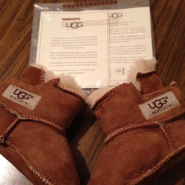 UGG(アグ)のUGGベビームートンブーツ🎀 キッズ/ベビー/マタニティのベビー靴/シューズ(~14cm)(その他)の商品写真