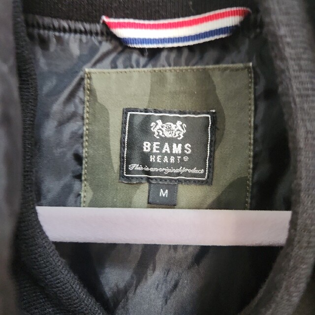 BEAMS(ビームス)のフード収納可能　BEAMS　スタジャン風ジャケット メンズのジャケット/アウター(ブルゾン)の商品写真