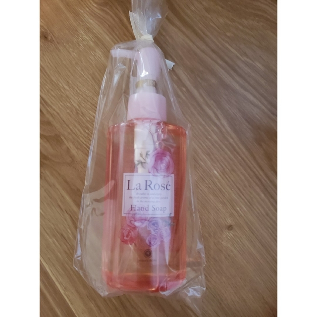 HOUSE OF ROSE(ハウスオブローゼ)のラ・ローゼ　ハンドソープ　200ml コスメ/美容のボディケア(ボディソープ/石鹸)の商品写真