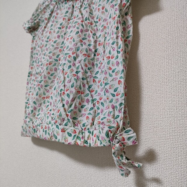 SHIPS KIDS(シップスキッズ)のtenzou様　専用☆　SHIPS　キッズ☆リバティブラウス90 キッズ/ベビー/マタニティのキッズ服女の子用(90cm~)(Tシャツ/カットソー)の商品写真