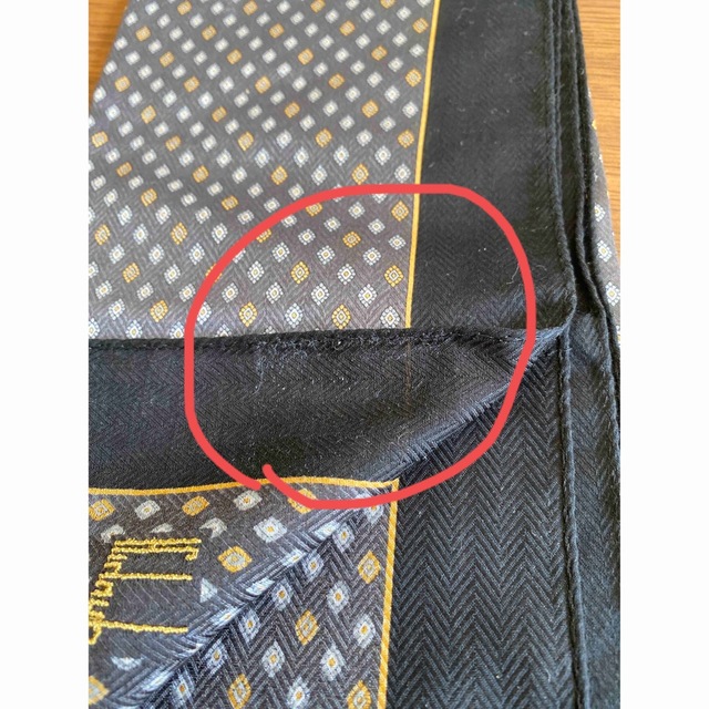 Dunhill(ダンヒル)の紳士用ハンカチ2枚　ダンヒル メンズのファッション小物(ハンカチ/ポケットチーフ)の商品写真