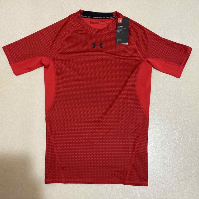 UNDER ARMOUR(アンダーアーマー)の⭐️【新品】アンダーアーマー  Ｔシャツ 赤 Ｌサイズ⭐️ メンズのトップス(Tシャツ/カットソー(半袖/袖なし))の商品写真